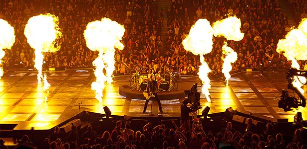 Pyrotechnics onstage in Metallica: Through the Never