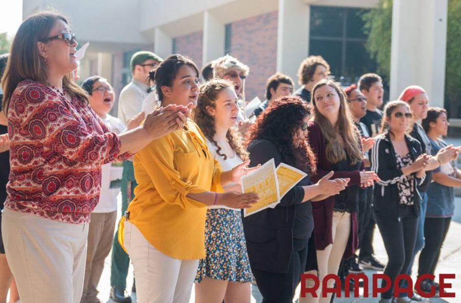 City+Singers+Sing+for+Peace+in+Campus+Flashmob