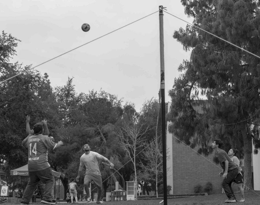 Student Services Offers Volleyball at Downtime