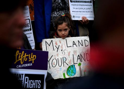 Should California Declare itself a Sanctuary State? / Pro