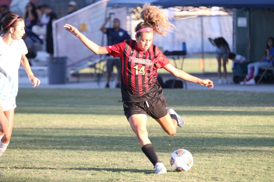 Fresno City College midfielder Jasmin Aguirre gets ready to pass the ball during a game against College of the Sequoia on Friday, Oct. 6, 2017.