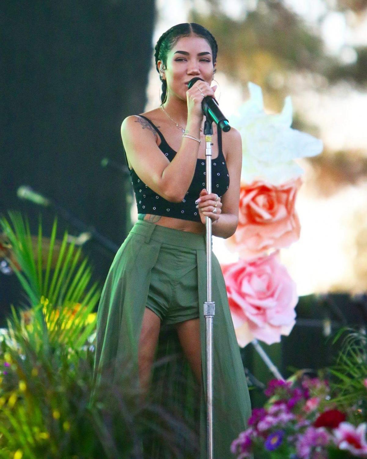 Jhene Aiko delivers a soulful performance on the Yosemite stage at Grizzly Fest, Friday, May 18.