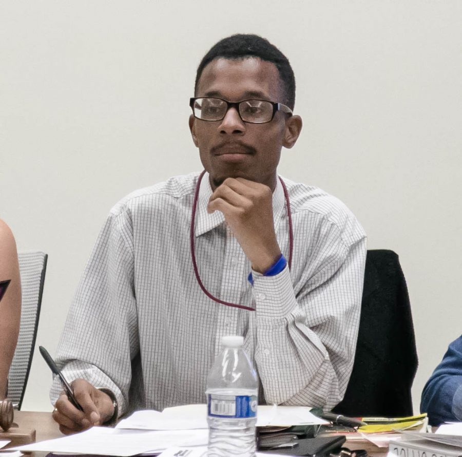 Student government president Christopher Washington leads the Associated Student Government meeting on Tuesday, Sept. 18, 2018.