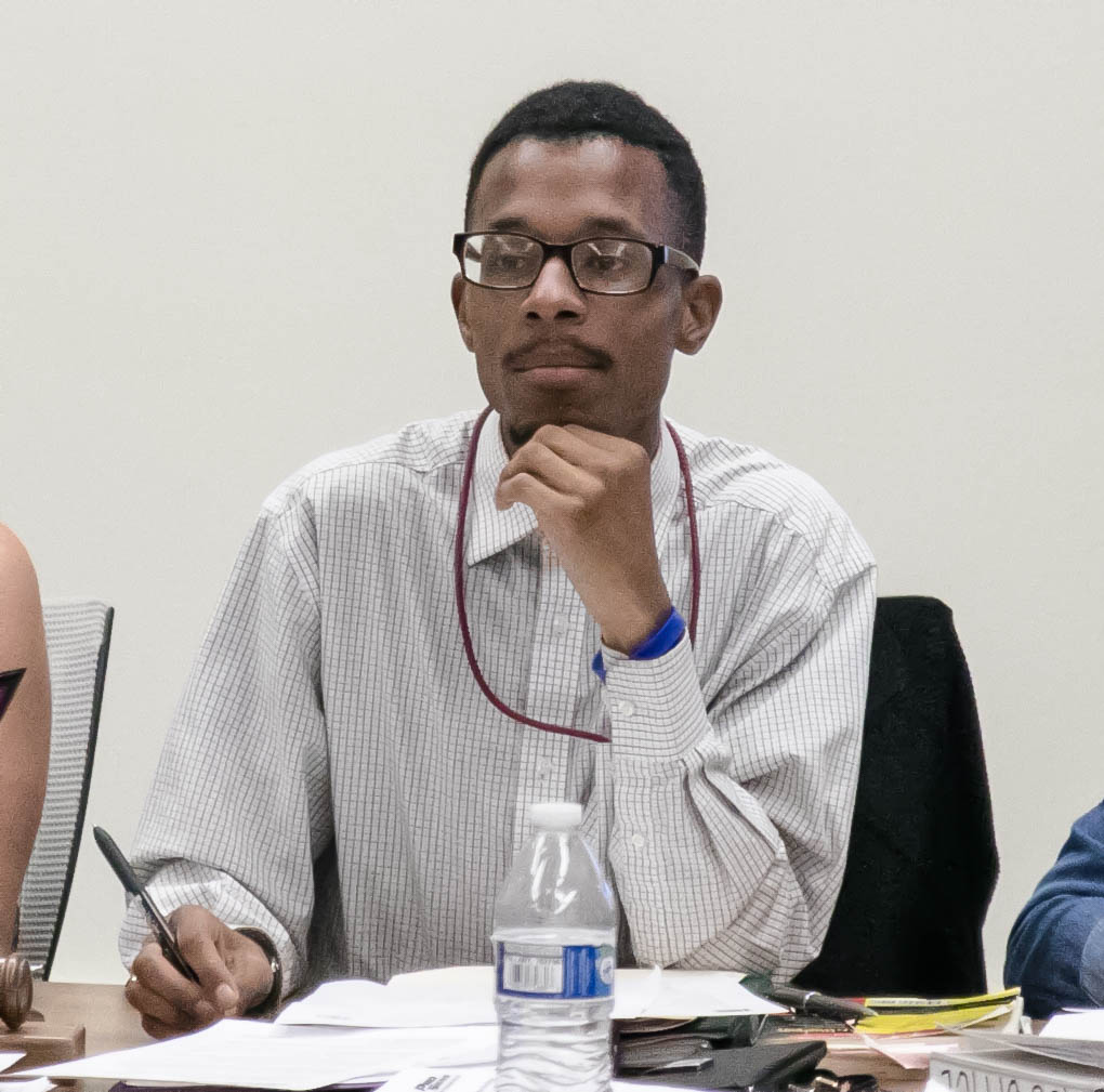 Student government president Christopher Washington leads the Associated Student Government meeting on Tuesday, Sept. 18, 2018.