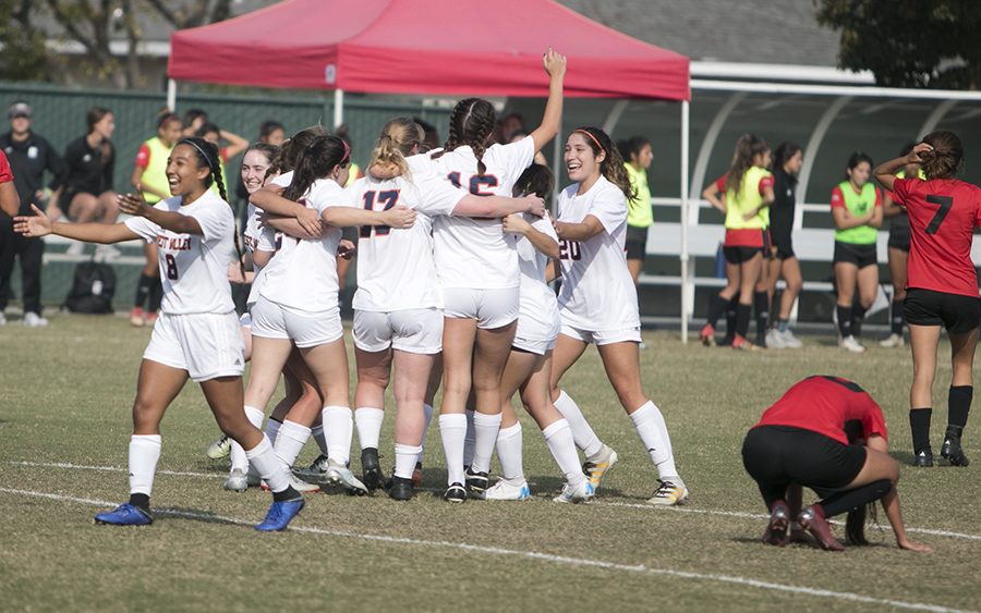 West Valley celebrates a win over Fresno City College in the Nor Cal Regionals on Saturday Nov. 17, 2018. Photo by Larry Valenzuela