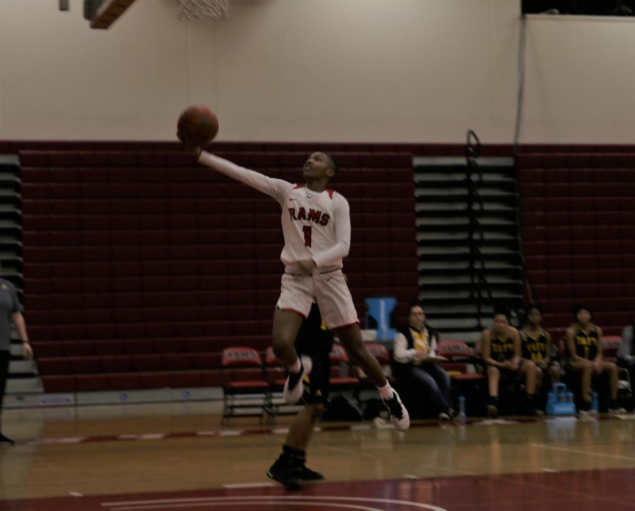 Jerrene Richardson goes up for a layup against Taft College on Jan. 17, 2019. Photo by Ben Hensley