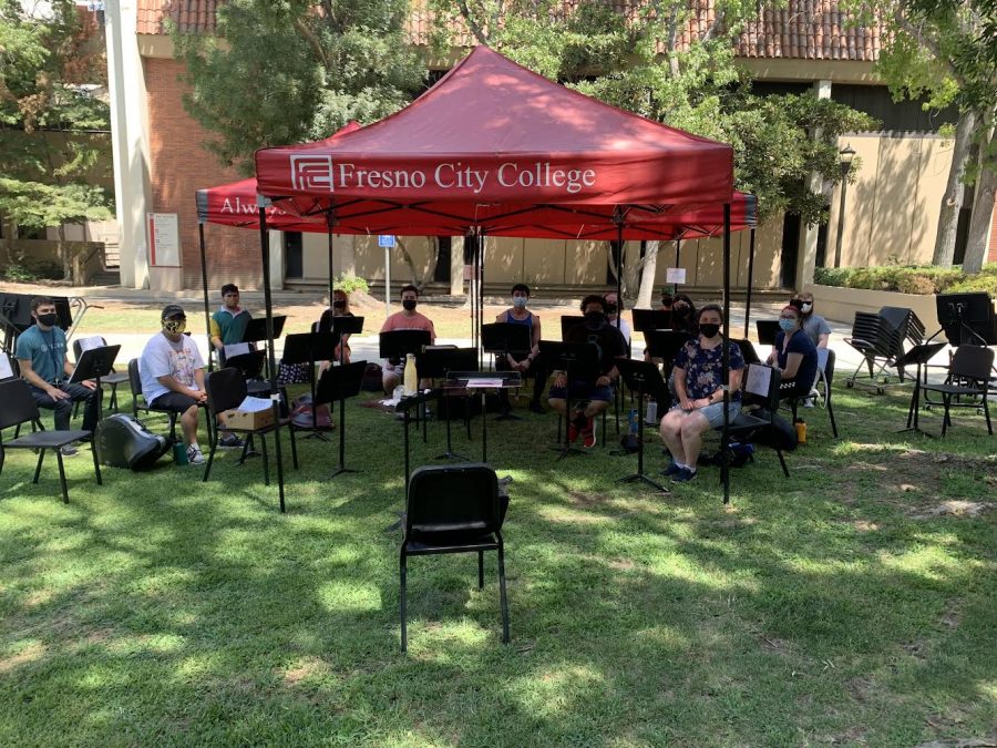 Fresno City Colleges concert band practices outside for students safety during the on-going pandemic. Photo courtesy: Elisha Wells 