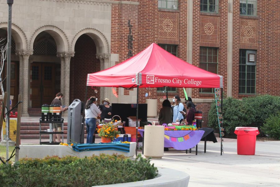 The Latino Staff and Faculty Association set up outside the Fresno City College library to give away free pan dulce and hot chocolate on Nov. 1. 