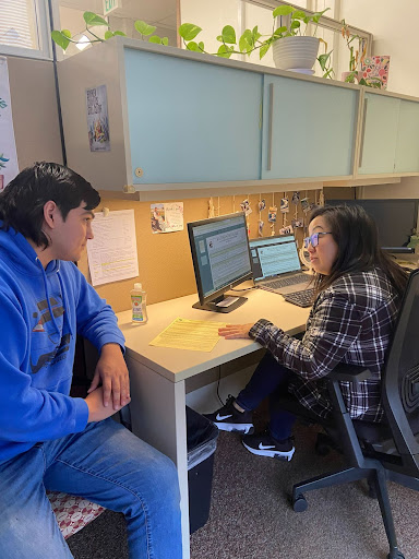 Student Luis Miguel Ruiz, Mechanical Engineer major working with Leigha Moua, Fresno City Counselor on his student education plan. Feb. 27