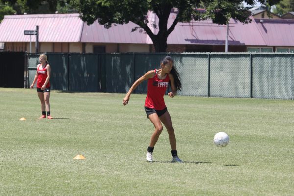 Valerie Rocha Cervantes recieves the soccer ball at
practice on May 6, 2025.