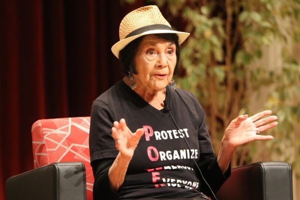 Activist Dolores Huerta discusses passive resistance by encouraging the crowd to boycott Target, for their lack of advocacy for people of color.