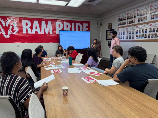 Associated Student Government members discuss campus initiatives at their Tuesday meeting in the Student Lounge on Sept. 9.