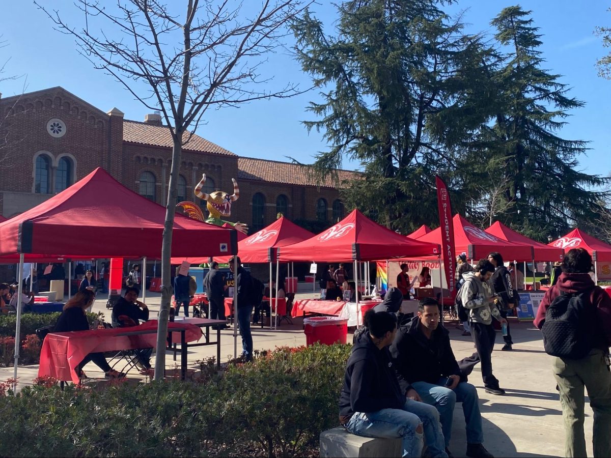 Students attending Fresno City College’s spring Club Rush at the University Mall on Jan. 28.